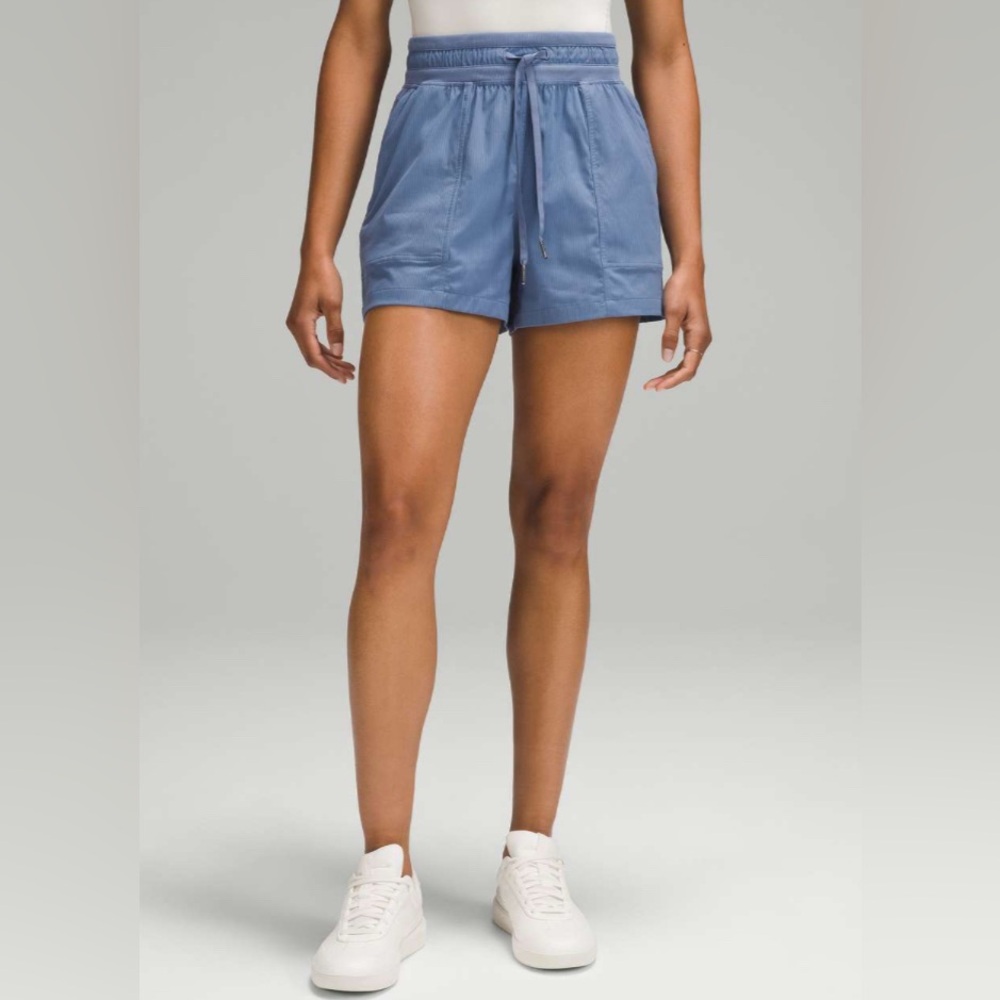 Lululemon Dance Studio High Rise Short 3.5" Oasis Blue Women's Shorts Size 4 - Picture 2 of 9